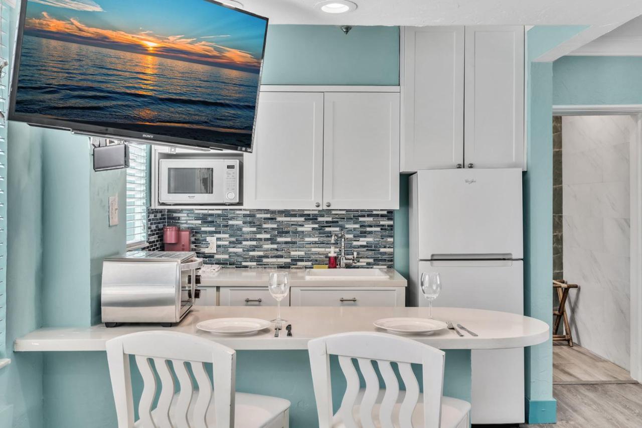 Walkabout 6 Suite On Hollywood Beach With Ocean Views Eksteriør billede