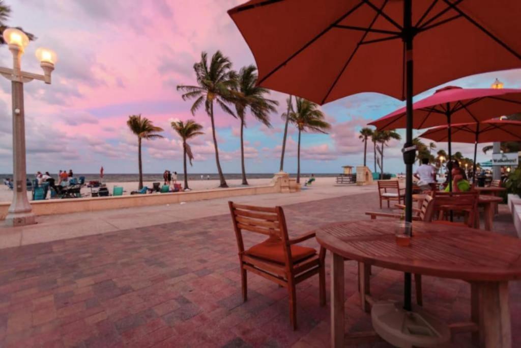 Walkabout 6 Suite On Hollywood Beach With Ocean Views Eksteriør billede